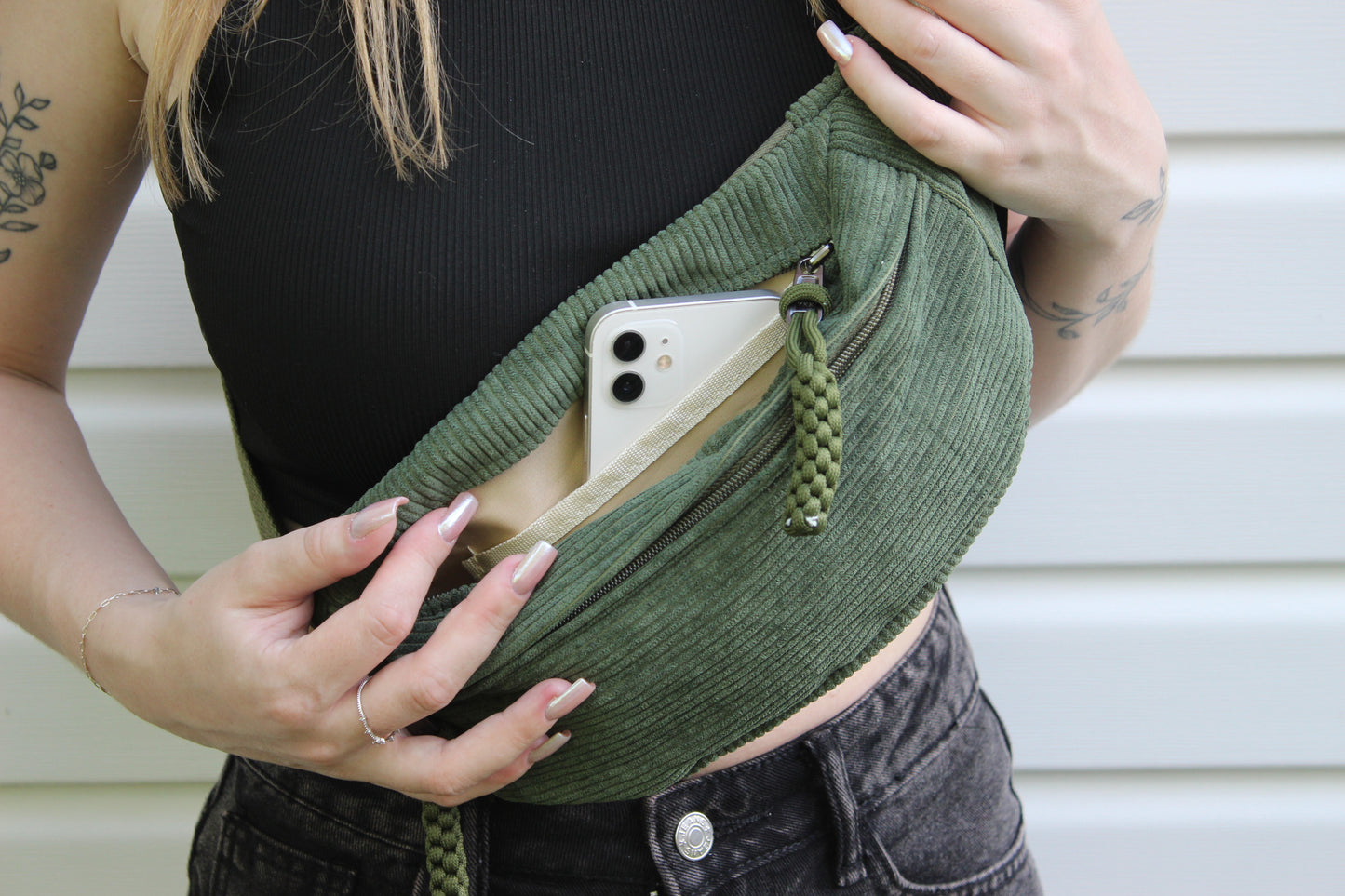 Shadow Corduroy Fanny Pack